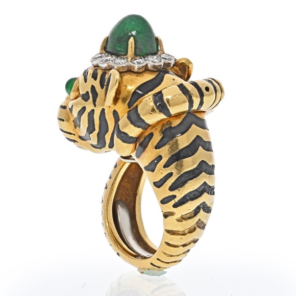 David Webb 18K Yellow Gold Green Emerald Tiger Ring - Picture 5 of 5